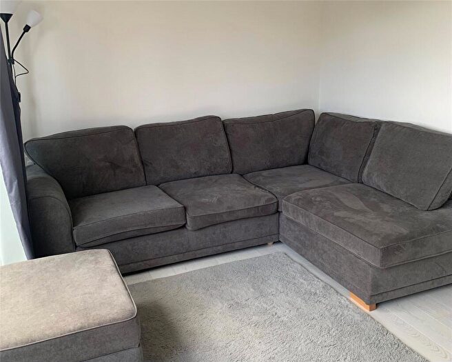2 Bedroom Apartment For Sale In Victoria Crescent, Royston, Hertfordshire, SG8