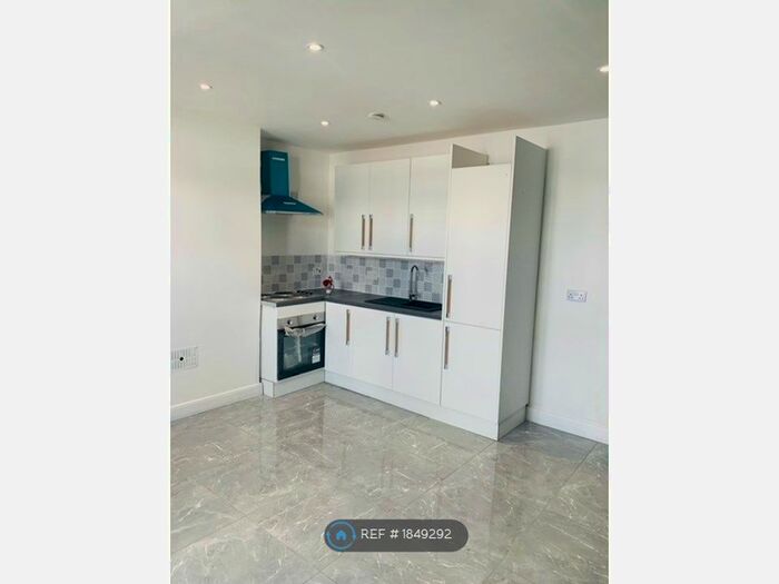 1 Bedroom Flat To Rent In Bredbury, Stockport, SK6