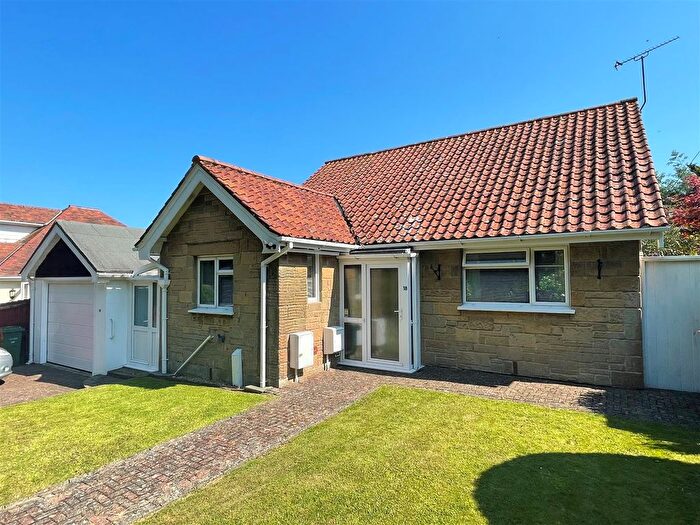 2 Bedroom Detached Bungalow For Sale In Hyde Road, Shanklin, PO37