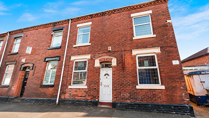 2 Bedroom Terraced House For Sale In Canterbury Street, Ashton-under-lyne, OL6