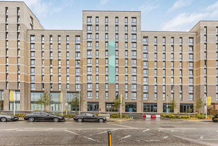 2 Bedroom Flat To Rent In Kimpton Road, Luton, LU2