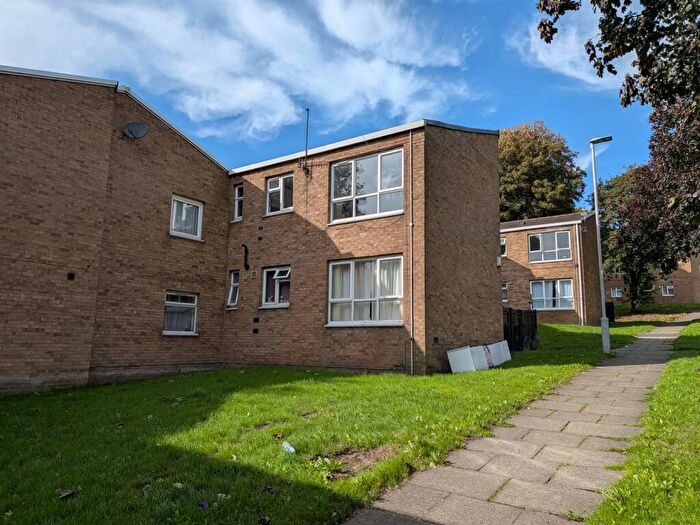 2 Bedroom Flat For Sale In Brookfield Road, Bradford, BD3