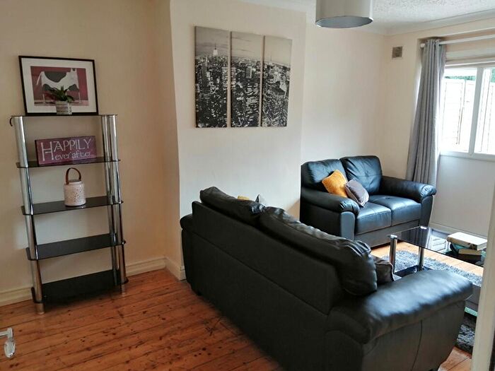 4 Bedroom Semi Detached House To Rent In Talbot Road, Fallowfield, Manchester, M14