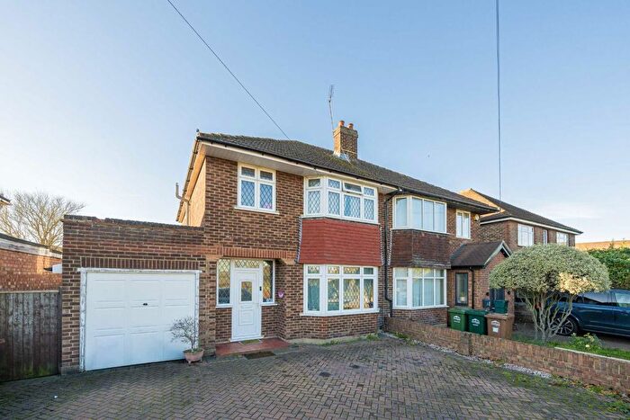 3 Bedroom Semi Detached House To Rent In Vicarage Road, Sunbury-On-Thames, TW16
