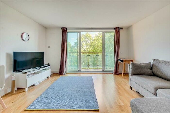 1 Bedroom Flat To Rent In Angel Southside, Owen Street, EC1V