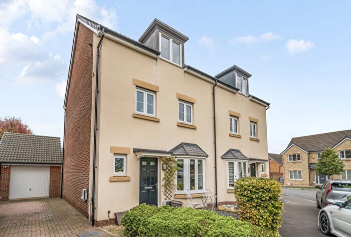 4 Bedroom Semi-detached House For Sale In Spinners Road, Brockworth, Gloucester, GL3