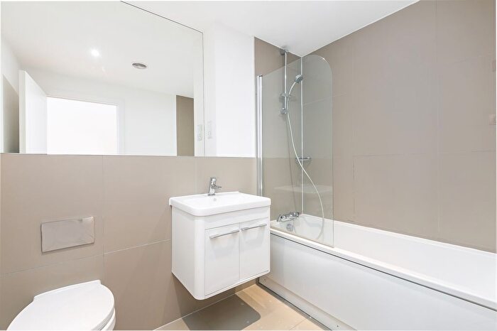 1 Bedroom Flat To Rent In Sydenham Road, Croydon, CR0