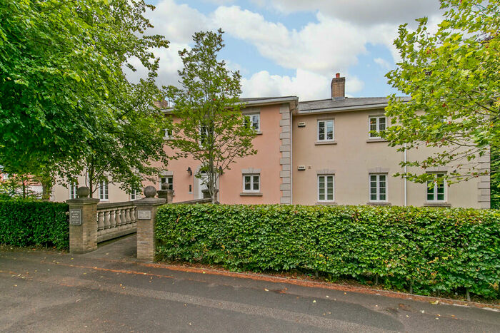 1 Bedroom Flat To Rent In Chilbolton Avenue, Winchester, SO22