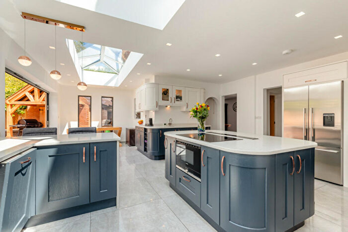 5 Bedroom Detached House For Sale In School Lane Dunston, Staffordshire, ST18