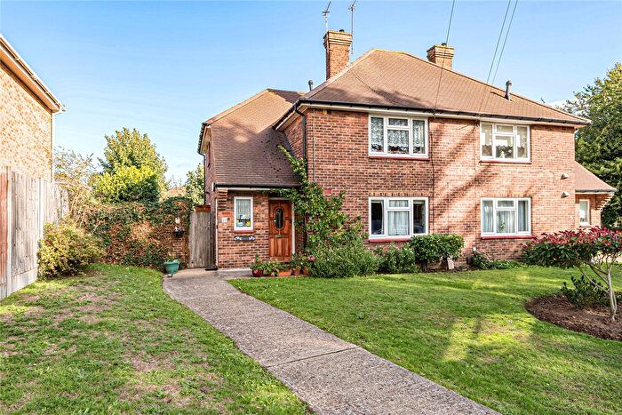1 Bedroom Maisonette For Sale In Cherry Orchard Close, Orpington, BR5