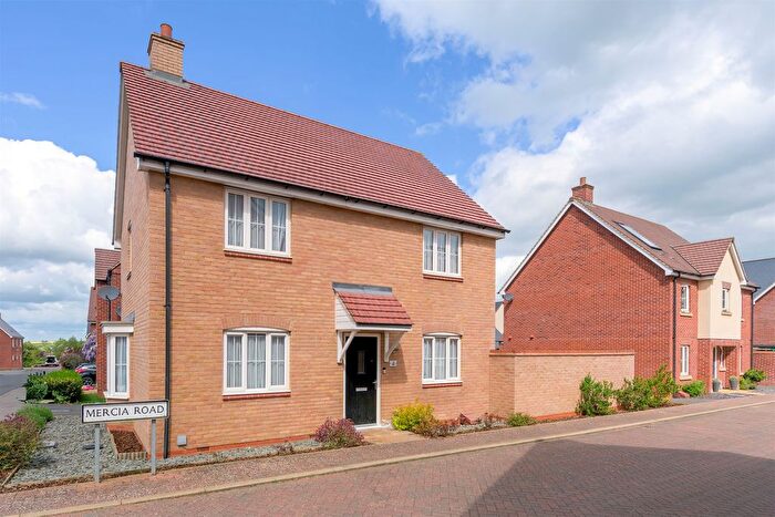 3 Bedroom Detached House For Sale In Mercia Road, Desborough, Kettering, NN14