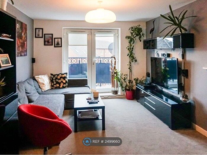 2 Bedroom Flat To Rent In Kinsey Road, Smethwick, B66