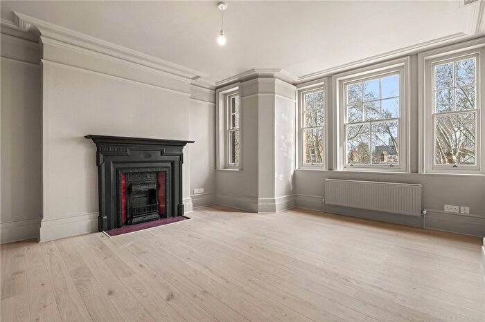 1 Bedroom Flat To Rent In Kennington Road, London, SE11