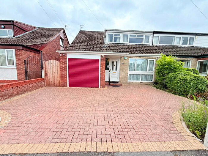 3 Bedroom Semi-Detached House For Sale In St. Annes Road, Denton, Manchester, M34