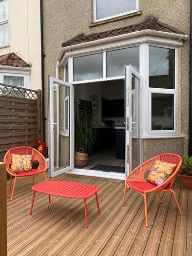 1 Bedroom House To Rent In Staple Hill Road, Fishponds, Bristol, Bristol, BS16