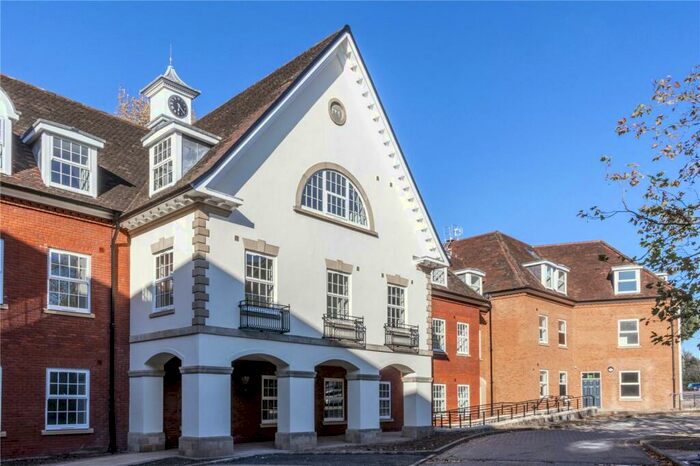 1 Bedroom Flat To Rent In Homer Road, Solihull, West Midlands, B91