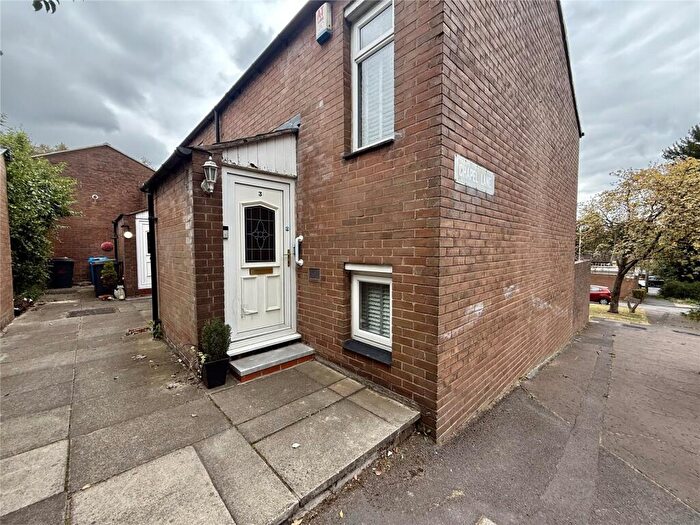 3 Bedroom Semi-Detached House For Sale In Chapel Lane, Royton, Oldham, Greater Manchester, OL2