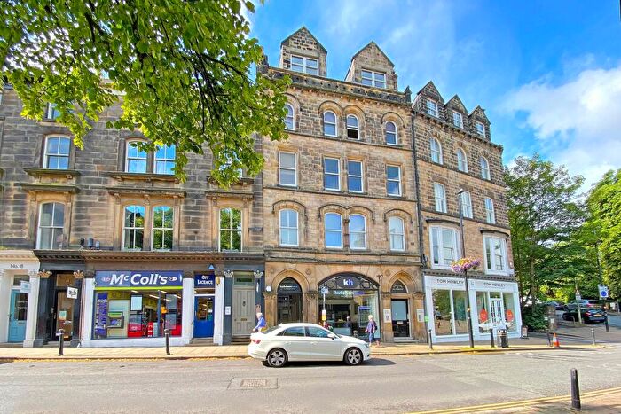 2 Bedroom Flat To Rent In Royal Parade, Harrogate, HG1