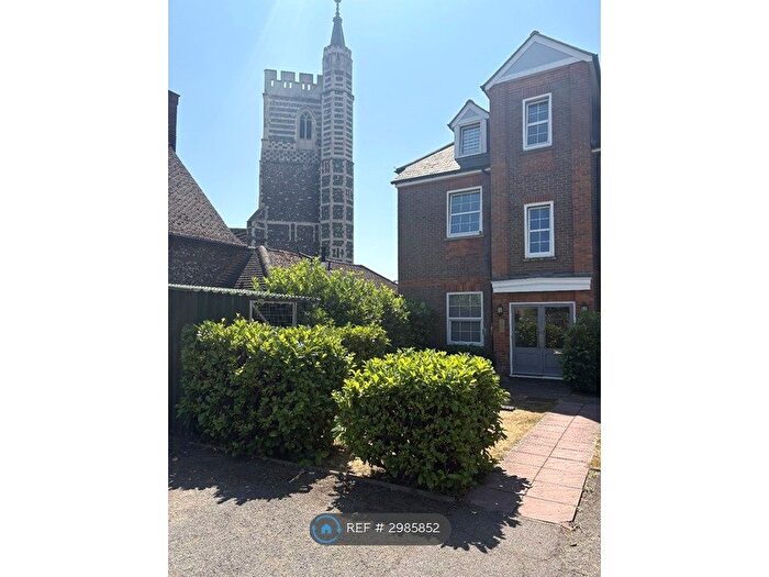 Studio To Rent In Marlborough Road, Watford, WD18