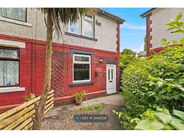 2 Bedroom Semi-Detached House To Rent In Powell St, Bury, BL8