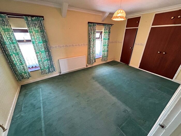3 Bedroom Terraced House For Sale In Victoria Terrace, Lampeter, SA48