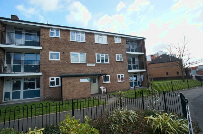 2 Bedroom Flat To Rent In City Road, Derby DE1
