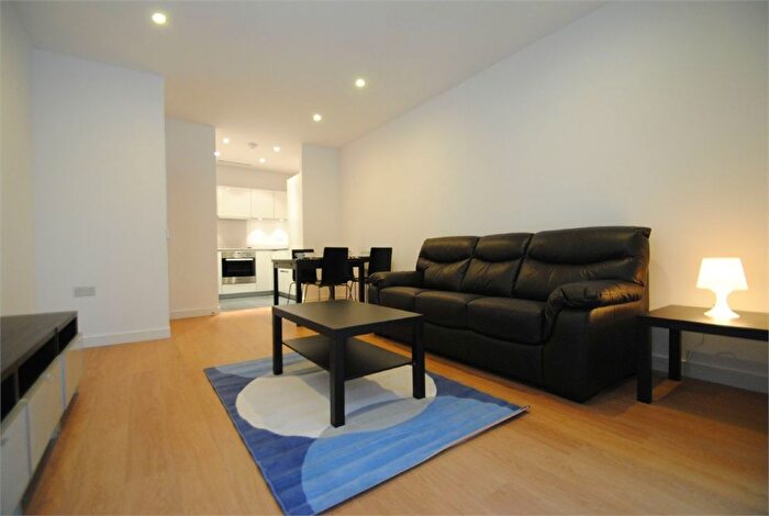 1 Bedroom Flat To Rent In Saffron Central Square, Croydon, Surrey, CR0