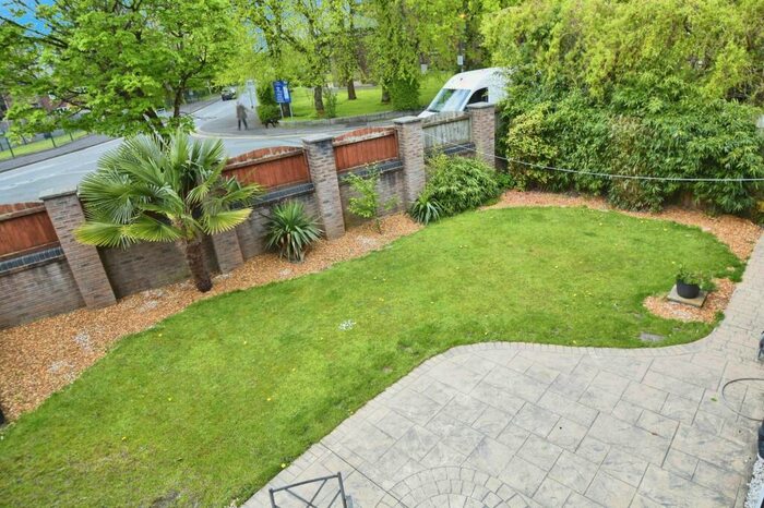 5 Bedroom Detached House For Sale In Castle Hey Close, Bury, BL9