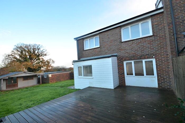 3 Bedroom Semi Detached House To Rent In Blackstone, Henfield, West Sussex, BN5