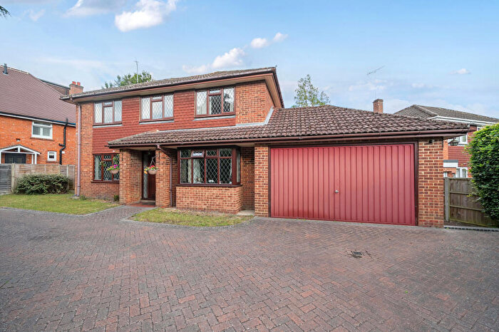 4 Bedroom Detached House For Sale In The Grove, Camberley, GU16