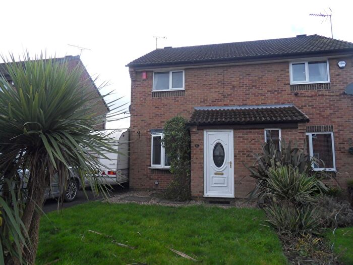 2 Bedroom Semi-Detached House To Rent In Sywell Close, Swanwick, DE55