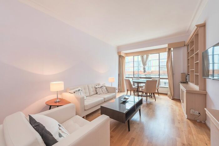 2 Bedroom Flat To Rent In Porchester Gate, Bayswater Road, London, W2