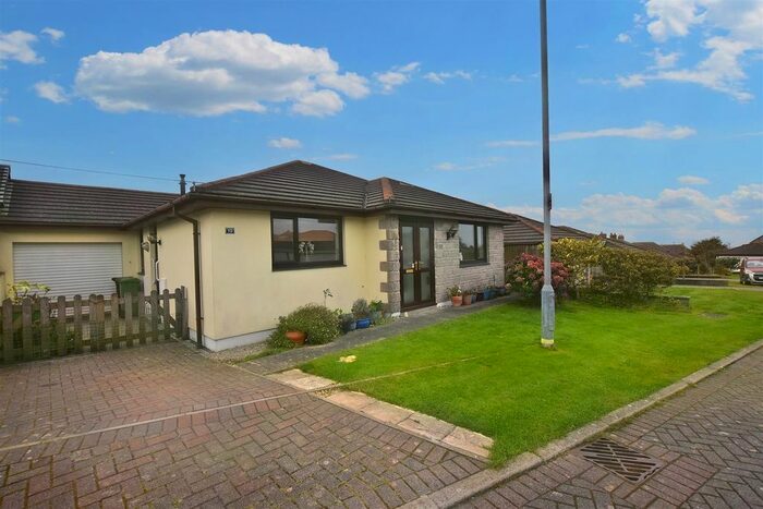 4 Bedroom Bungalow For Sale In Beauchamp Meadow, Redruth, TR15