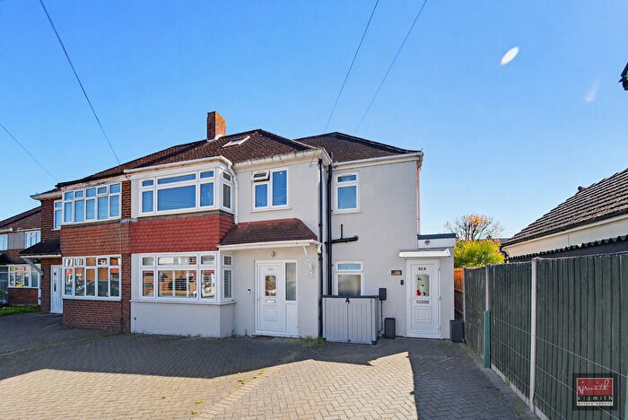 3 Bedroom Maisonette For Sale In Glenfield Road, Ashford, TW15