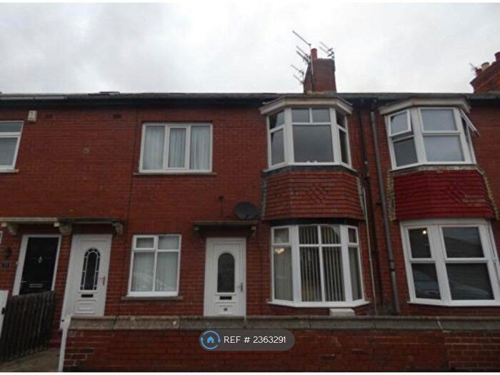 2 Bedroom Flat To Rent In Carlton Terrace, Blyth, NE24