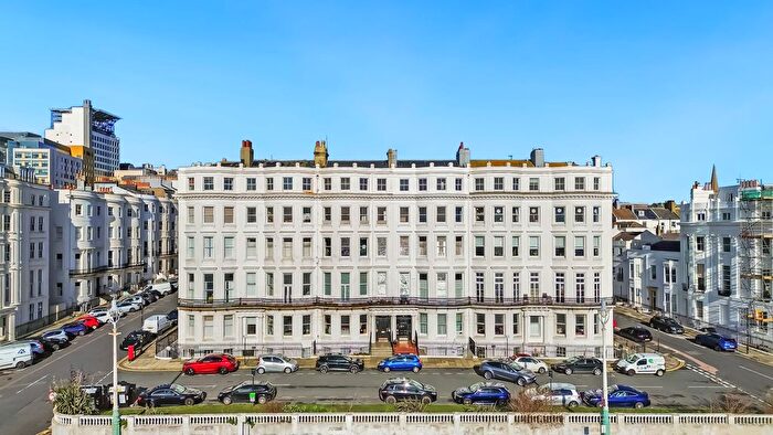 2 Bedroom Maisonette For Sale In Clarendon Terrace, Brighton, BN2