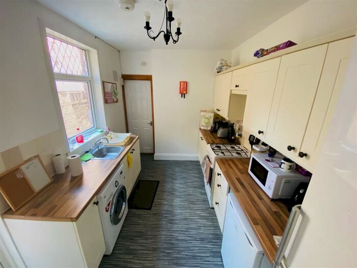 4 Bedroom House To Rent In Garnier Street, Portsmouth, PO1