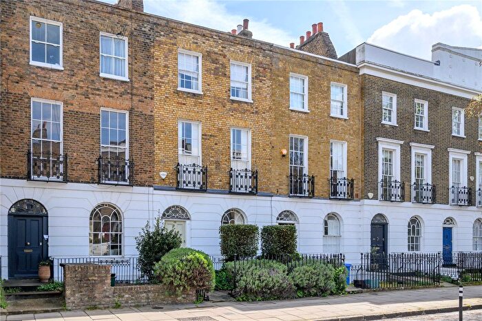 2 Bedroom Flat For Sale In Liverpool Road, London, N1