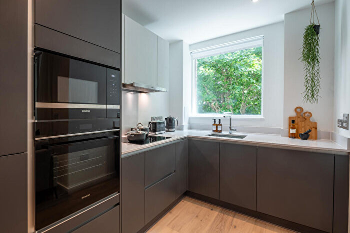 1 Bedroom Apartment For Sale In Verdica, Camden, NW1