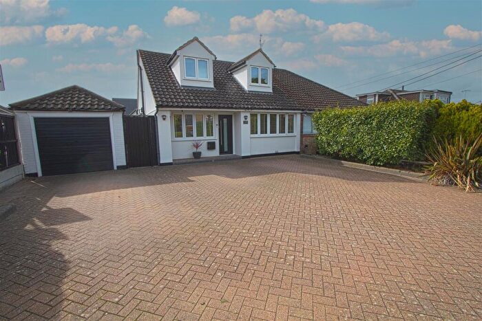4 Bedroom Semi-Detached House For Sale In Mountnessing Road, Billericay, CM12
