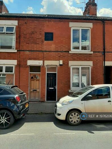 4 Bedroom Terraced House To Rent In Rosebery Street, Loughborough, LE11