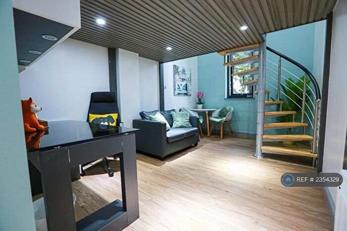 1 Bedroom Flat To Rent In Corporation Street, Coventry, CV1