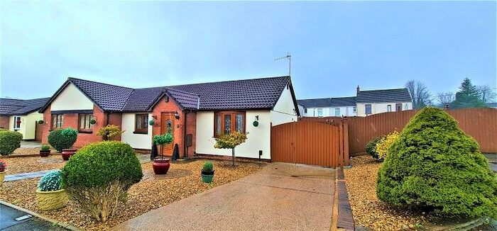 2 Bedroom Bungalow To Rent In Clos Gwernen, Gowerton, Swansea, SA4