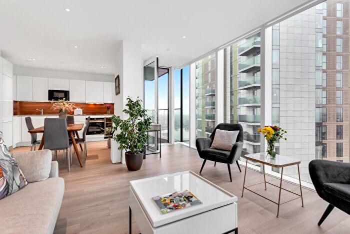 1 Bedroom Flat For Sale In Skyline Apartments, London, N4