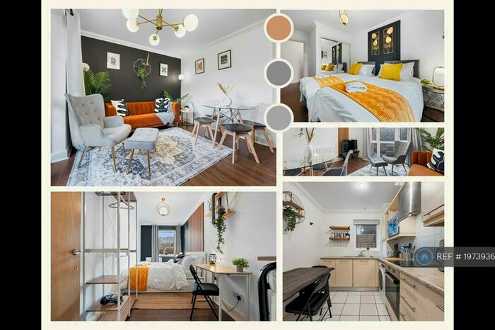 2 Bedroom Flat To Rent In Campbell Road *Short Term & Flexible Let*, London, E3