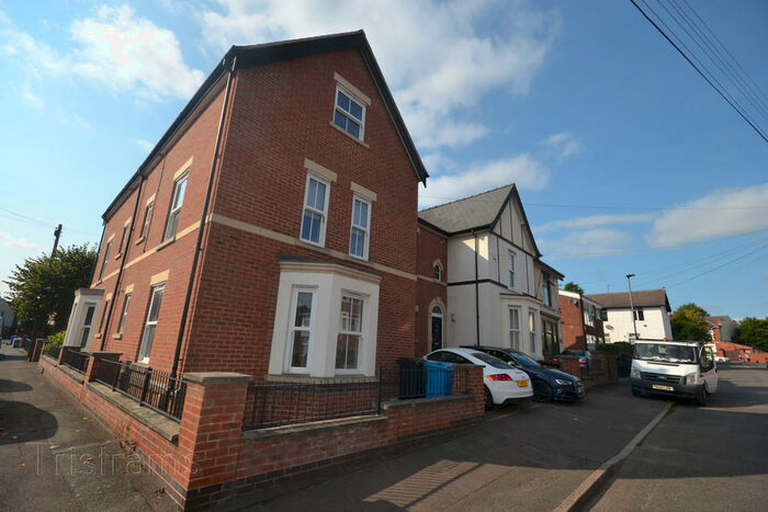 4 Bedroom Town House To Rent In Heyworth Street, Derby, DE22