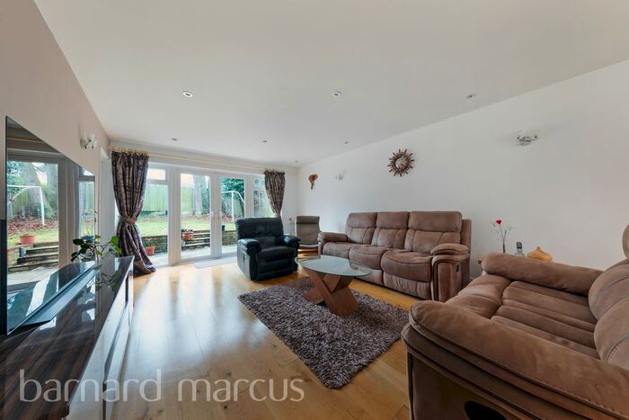4 Bedroom Detached House To Rent In Tanglewood Close, Croydon, CR0