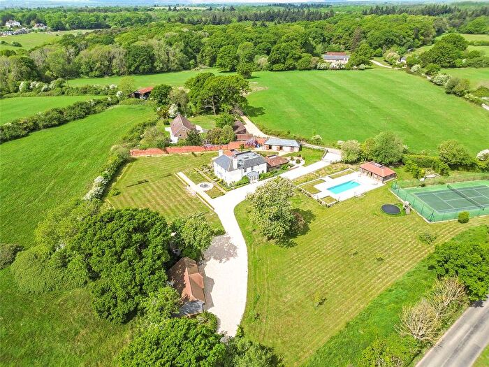 4 Bedroom Detached House For Sale In Monks Hill, Emsworth, West Sussex, PO10