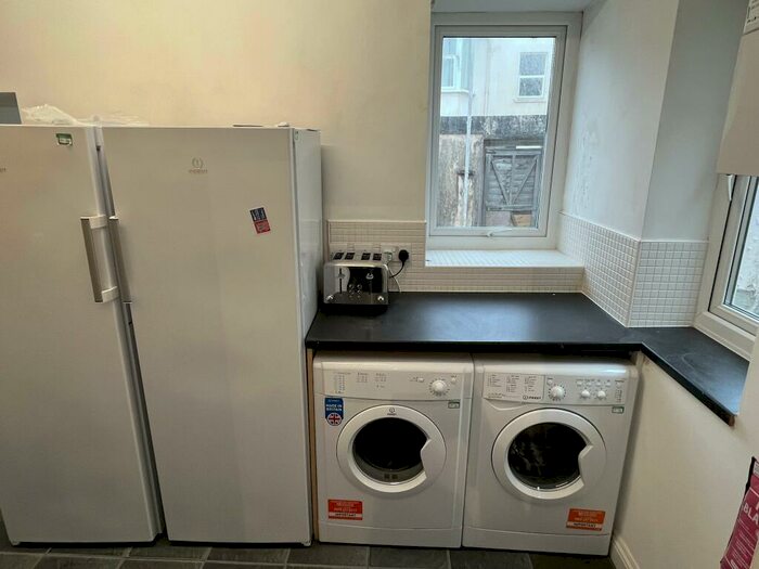 6 Bedroom House To Rent In Baring Street, Greenbank, Plymouth, PL4