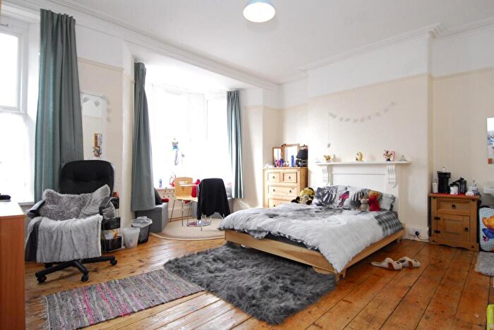 4 Bedroom House To Rent In Baring Street, Plymouth, PL4